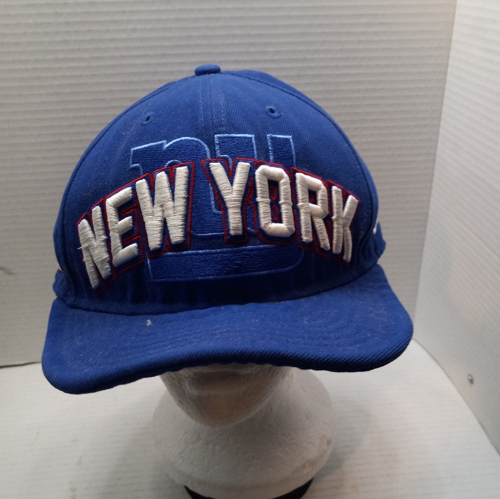 New York Giants New Era NFC Men's Embroidered Fitted Basic Baseball Cap Hat